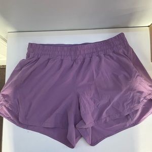 Lululemon Track that High-Rise in “Wisteria Purple” shorts size 18  3”
